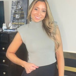 ZARA CROPED HIGHT NECK SHOULDER PADDED TOP SIZE SMALL